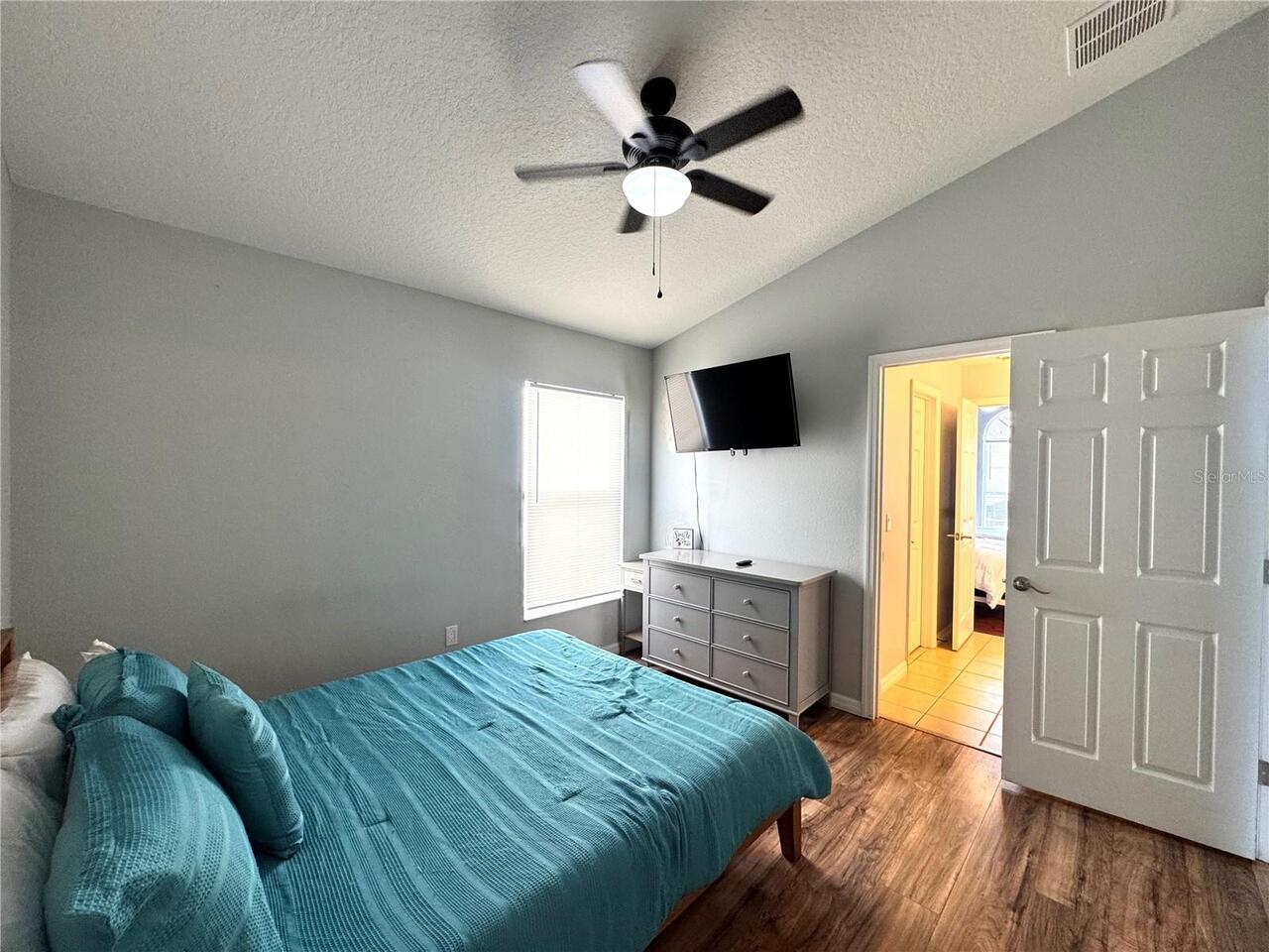Listing Photo 13