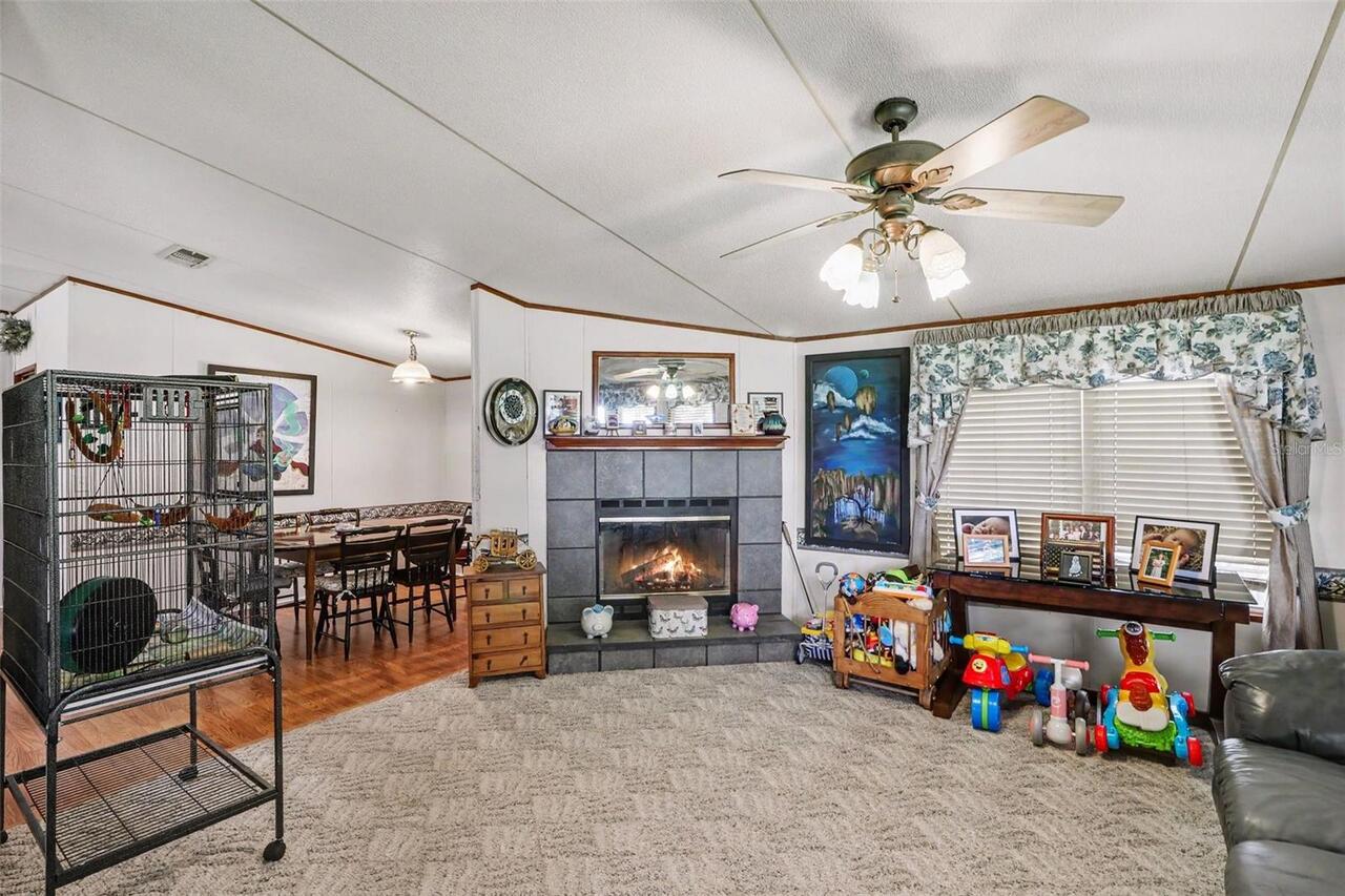 Listing Photo 9