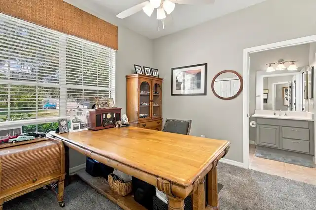 Listing Photo 7