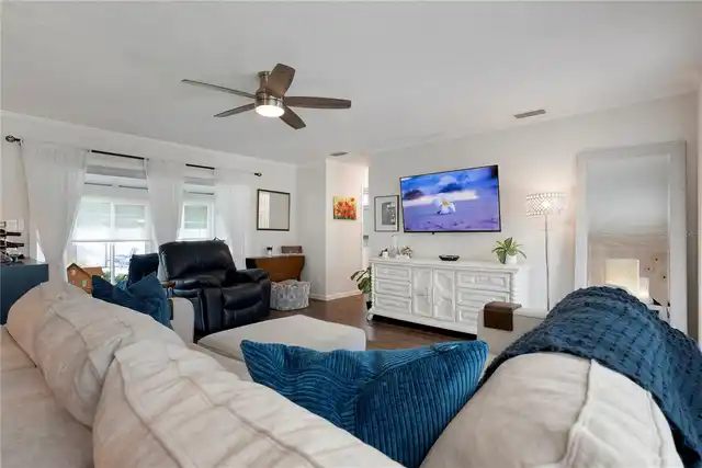 Listing Photo 13