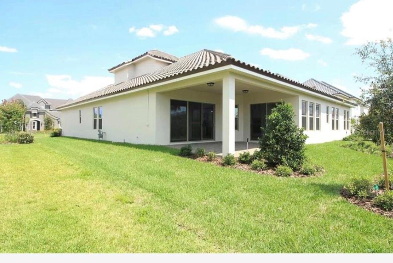 Listing Photo 10