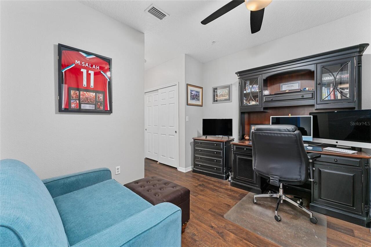Listing Photo 12