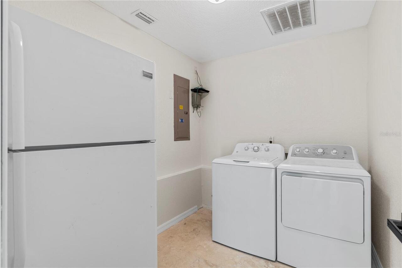 Listing Photo 14