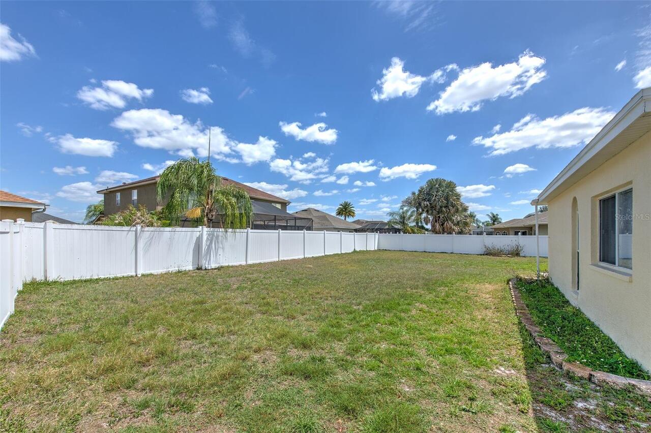 Listing Photo 8