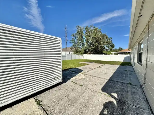 Listing Photo 17