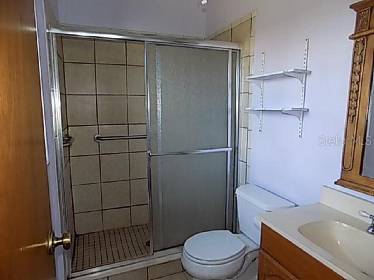 Listing Photo 10