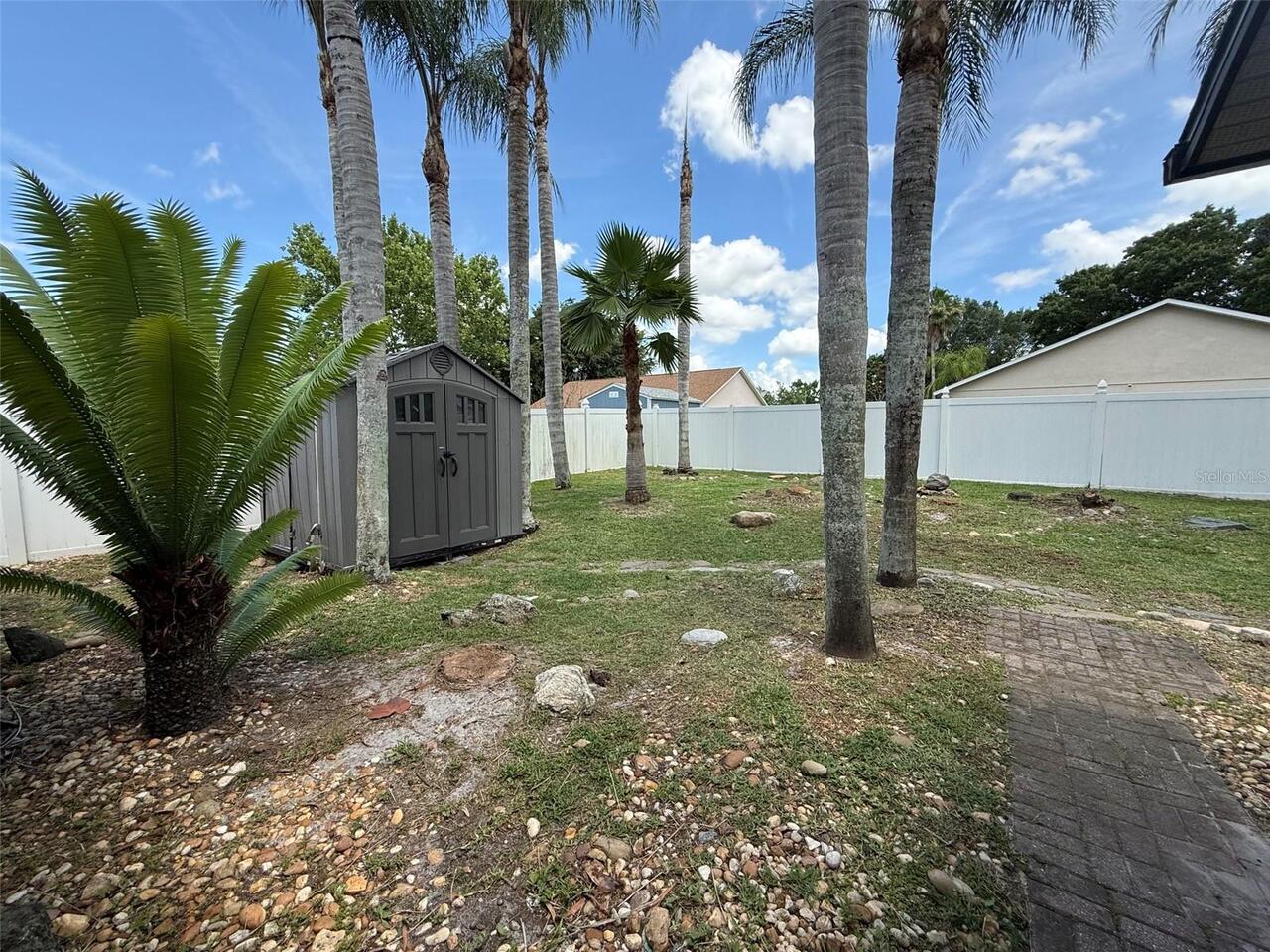 Listing Photo 8