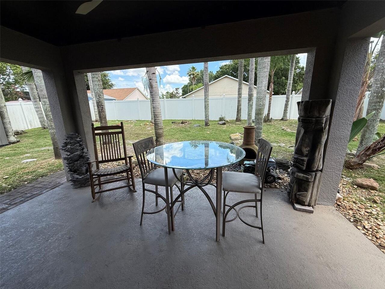 Listing Photo 9