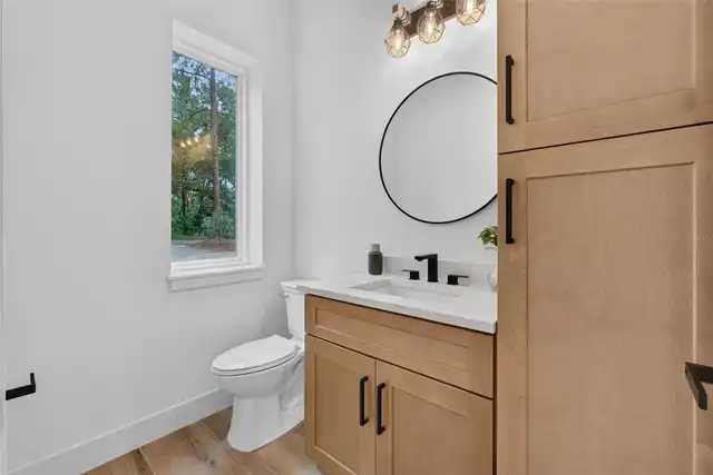 Listing Photo 17