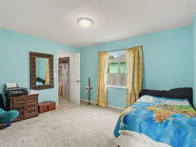 Listing Photo 17