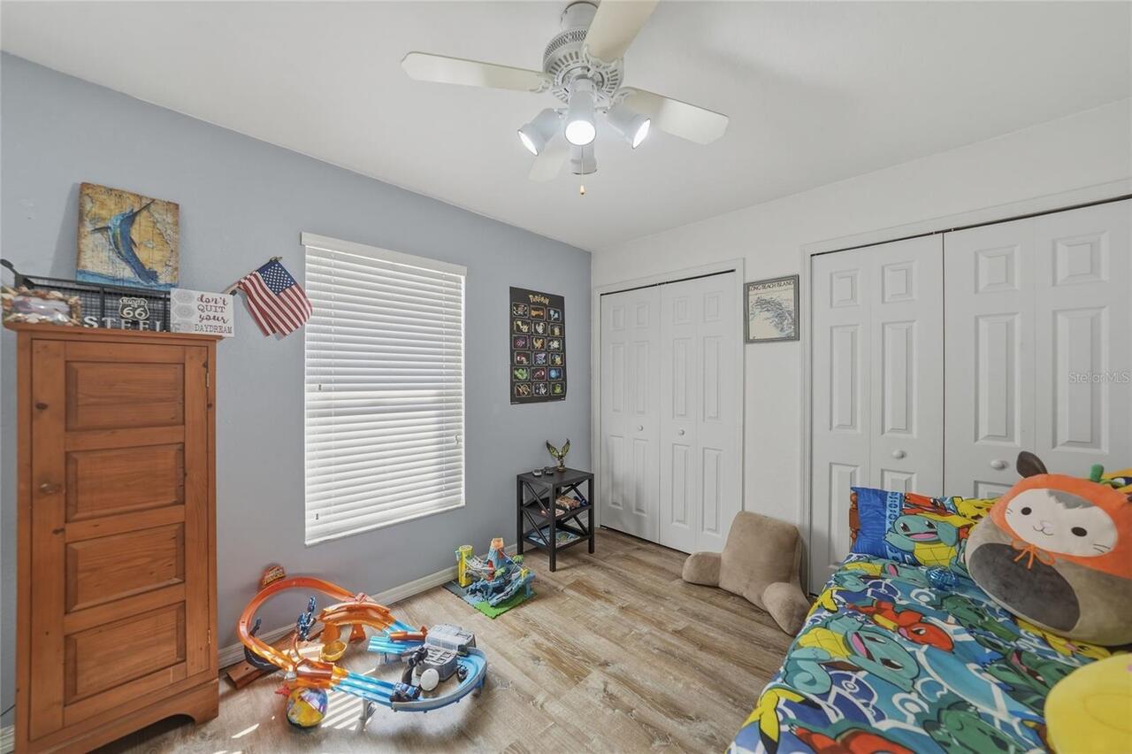Listing Photo 17