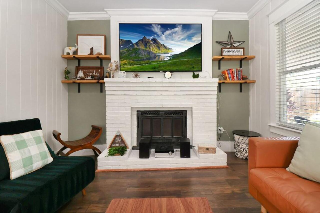 Listing Photo 5