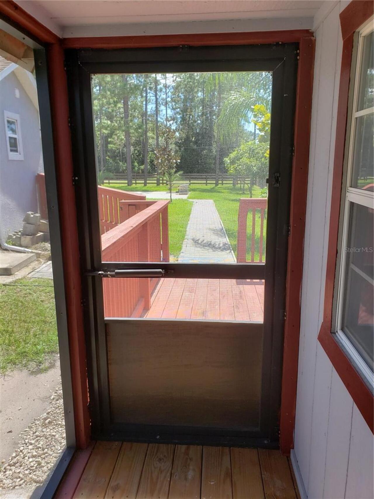 Listing Photo 14