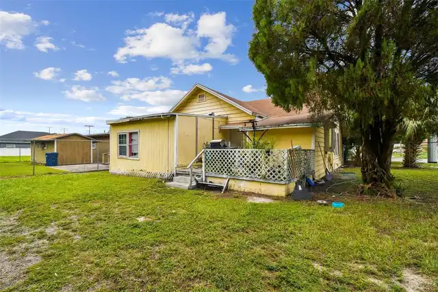 Listing Photo 10