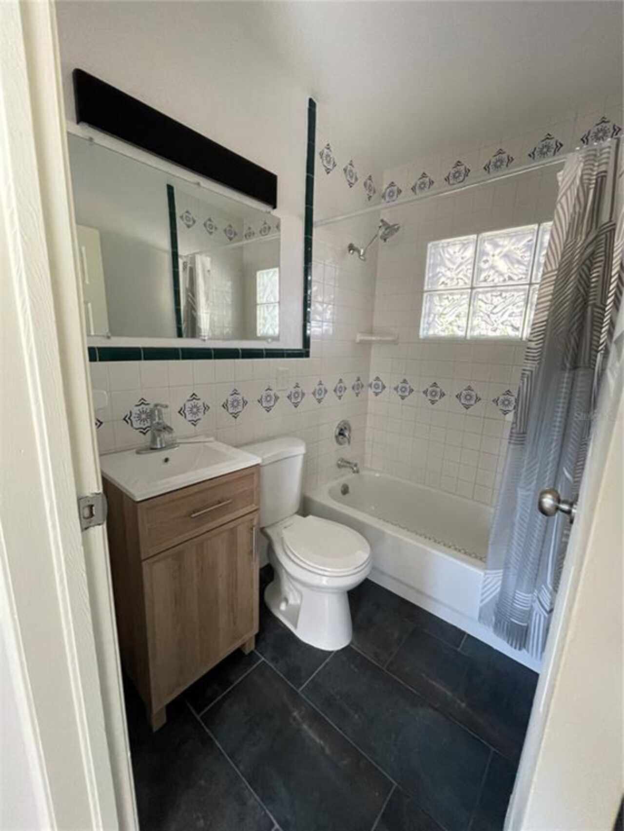 Listing Photo 13
