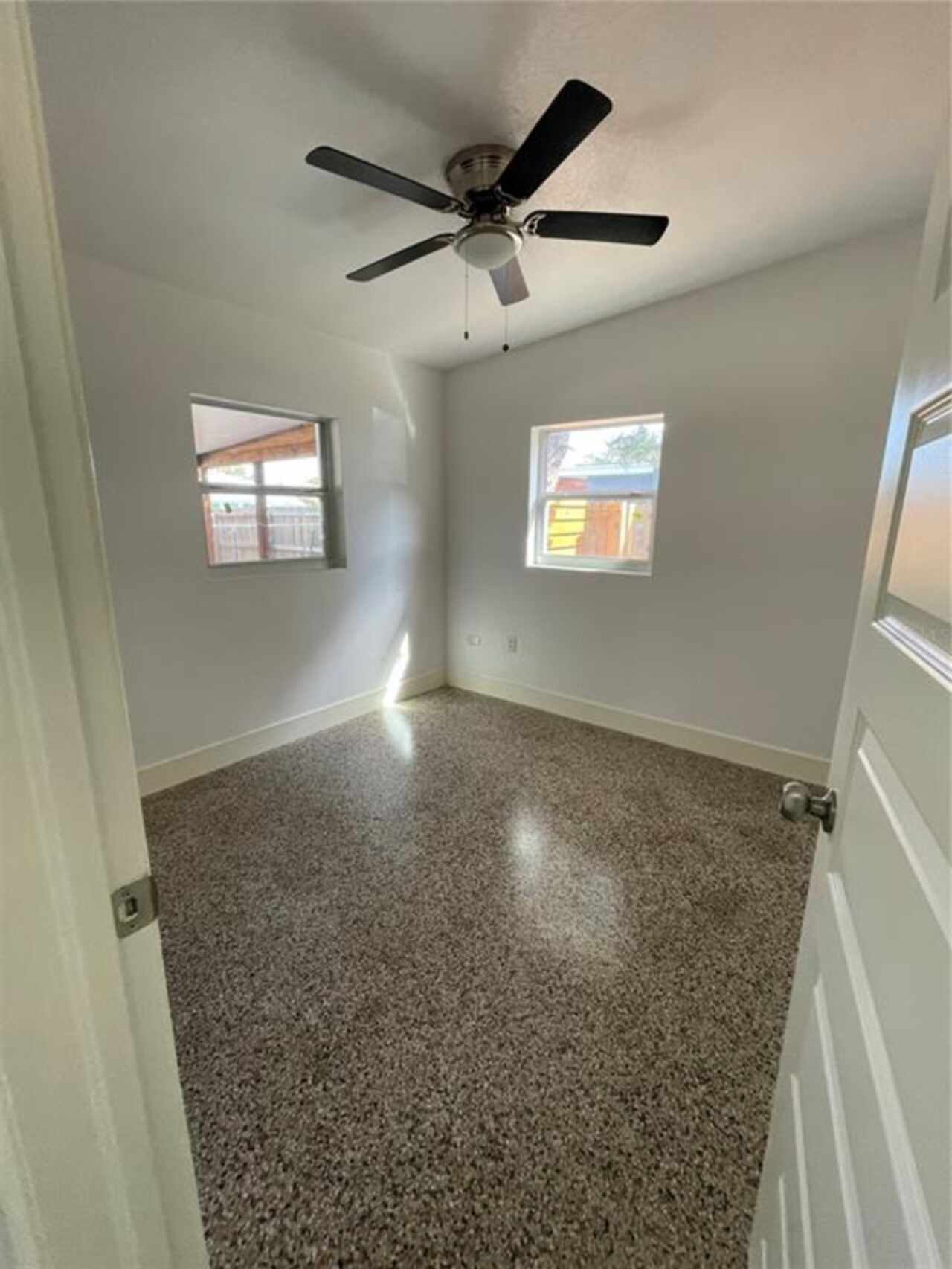 Listing Photo 16