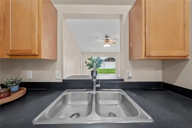 Listing Photo 14