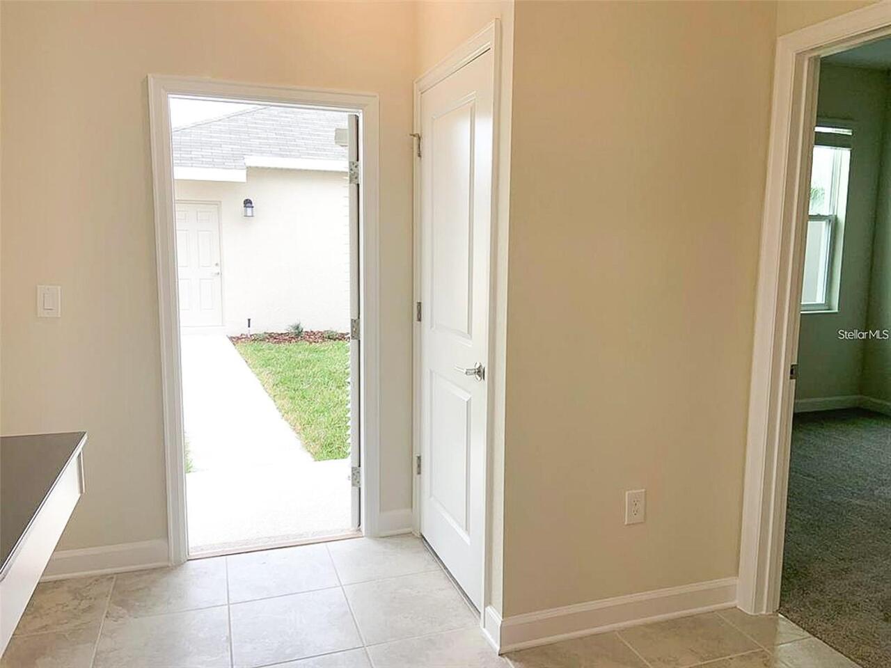 Listing Photo 17
