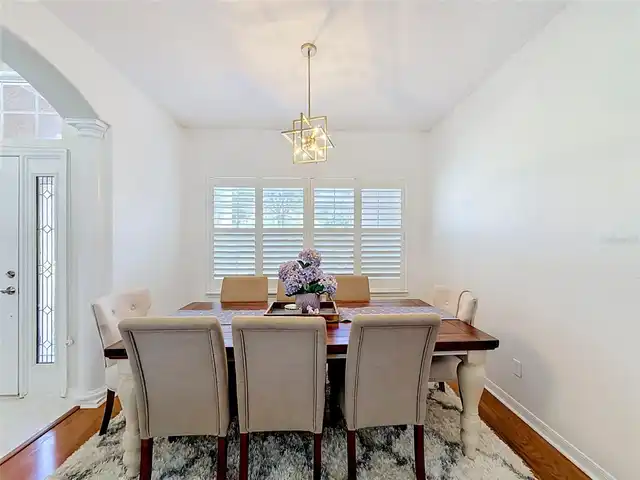 Listing Photo 8
