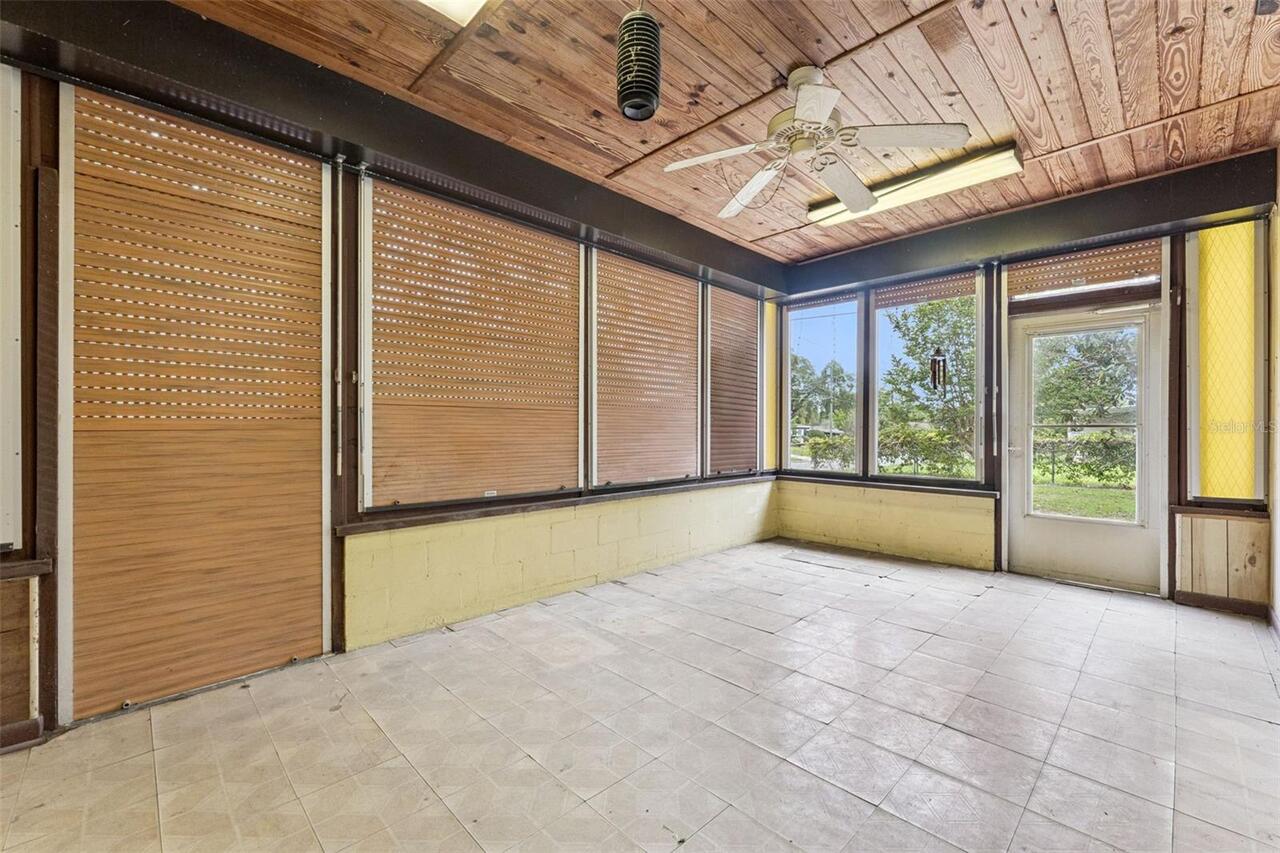 Listing Photo 12