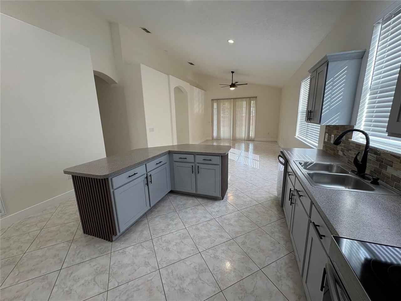 Listing Photo 7