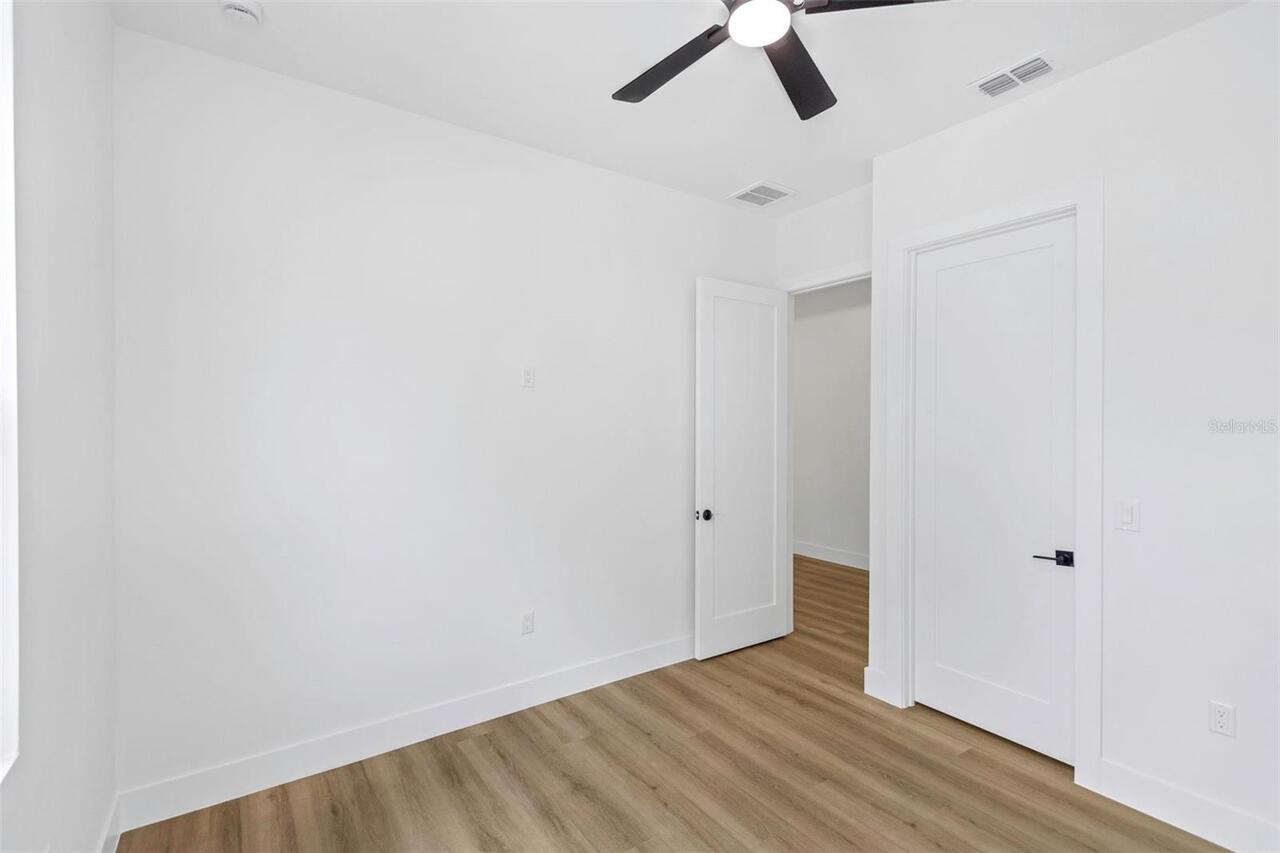 Listing Photo 43