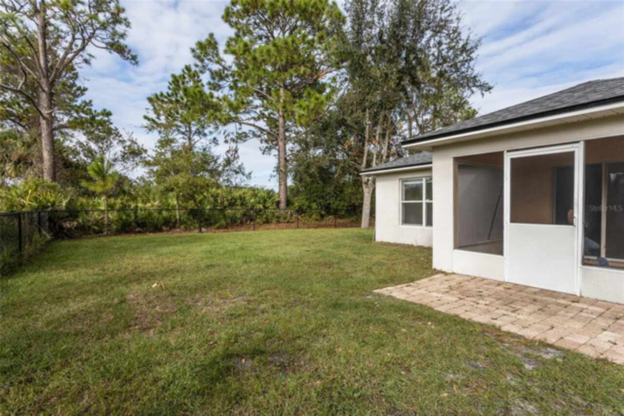 Listing Photo 17