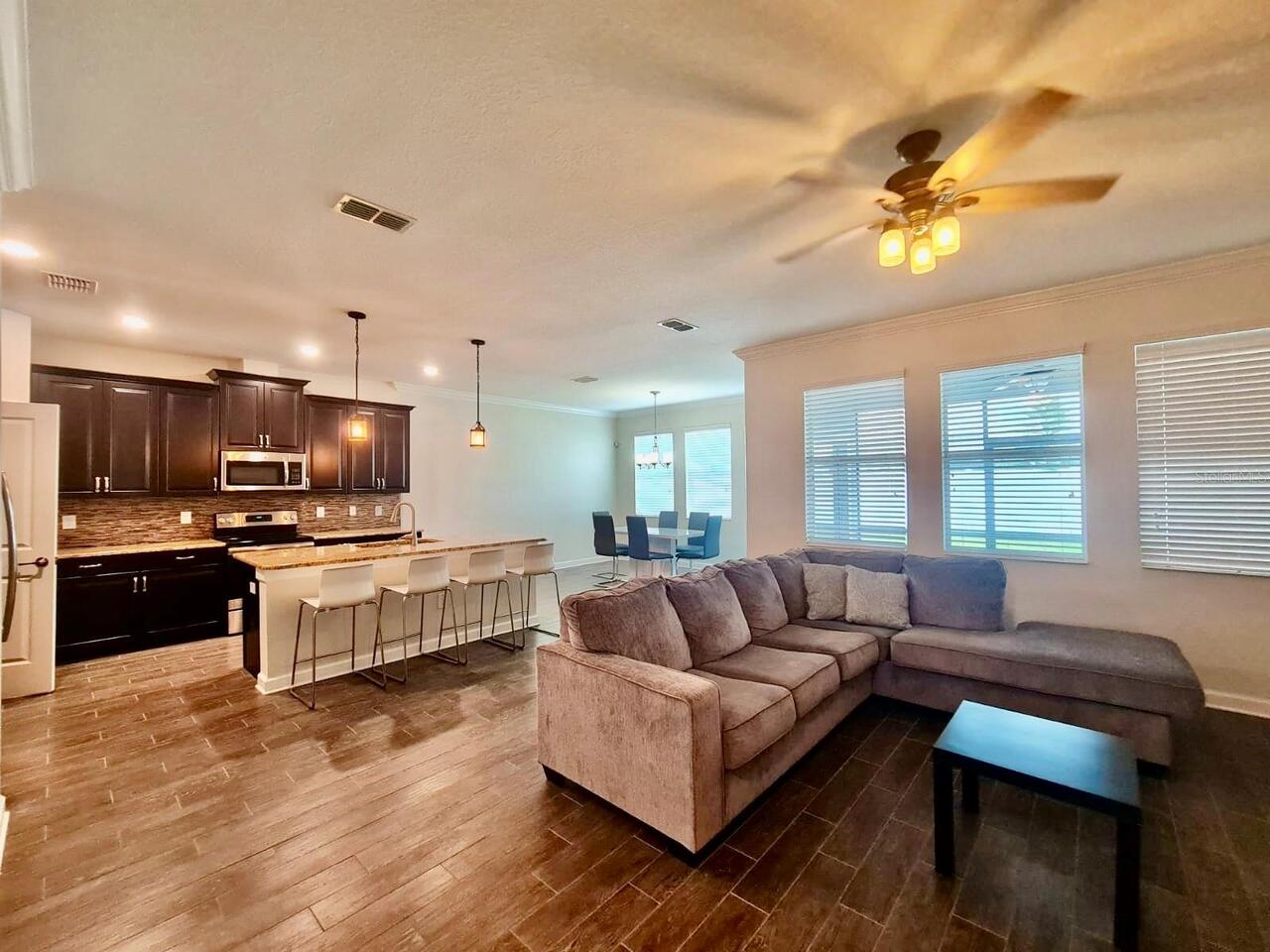 Listing Photo 7