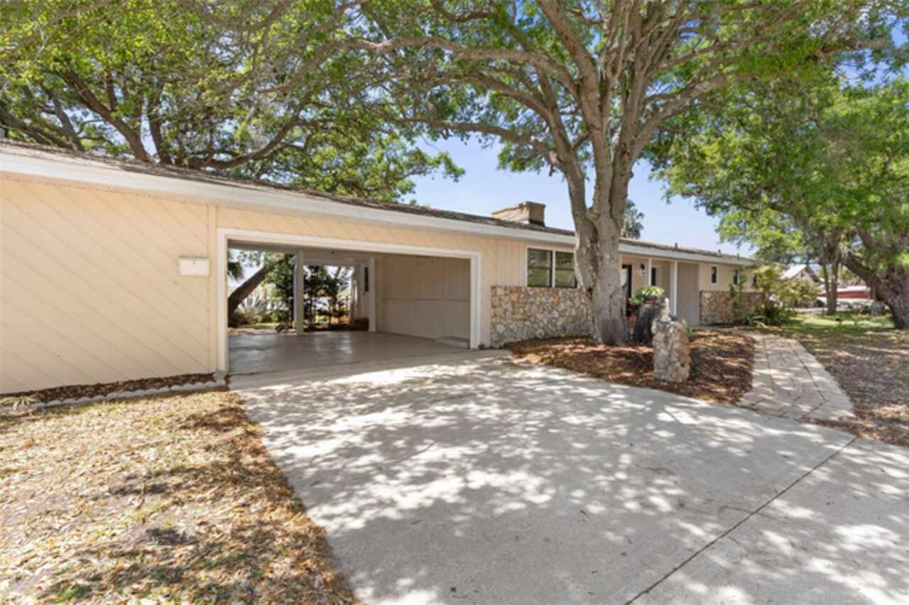 Listing Photo 12