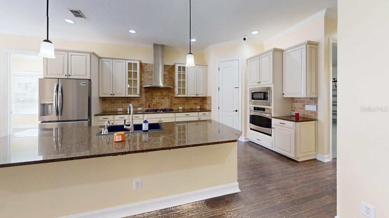 Listing Photo 75