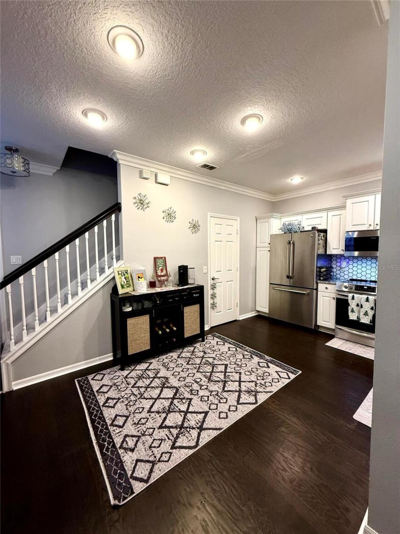 Listing Photo 7