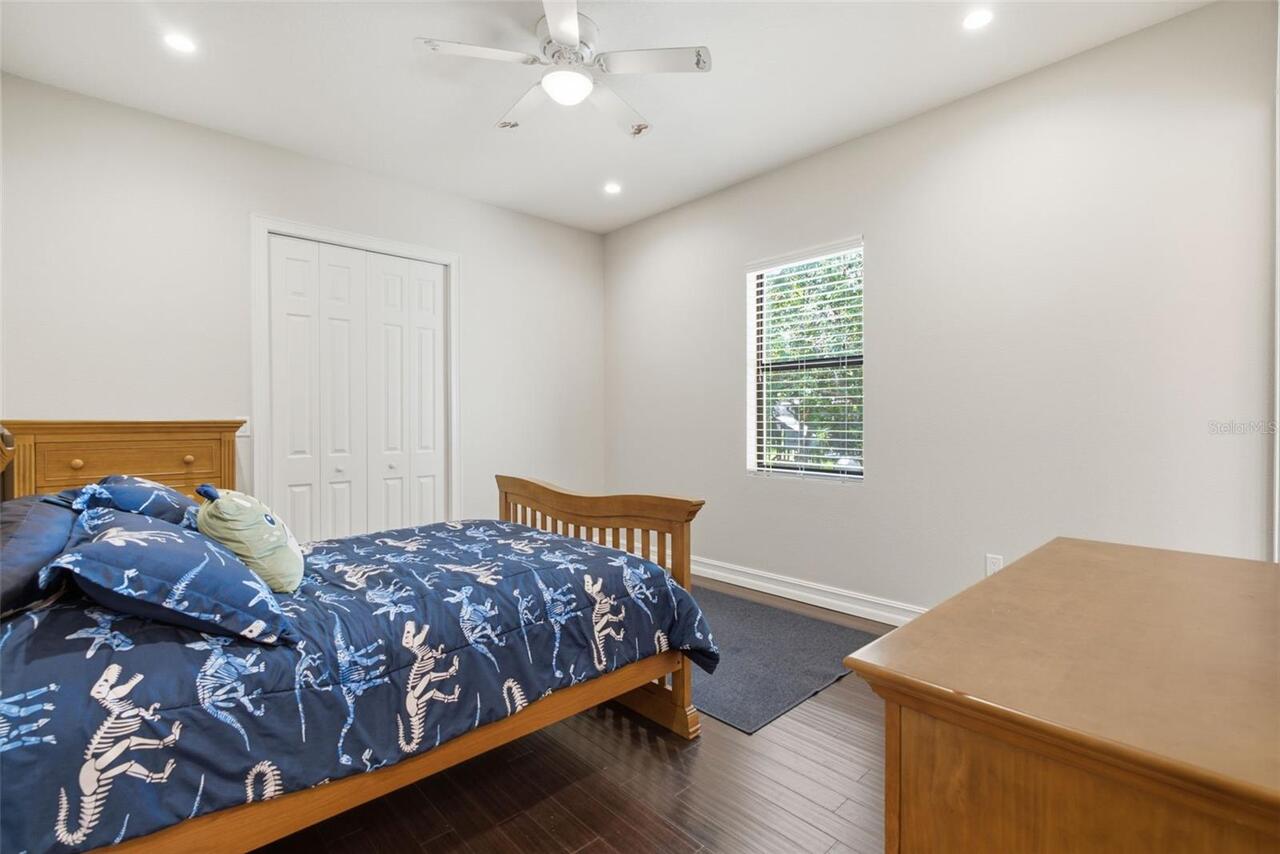 Listing Photo 34