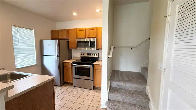 Listing Photo 6