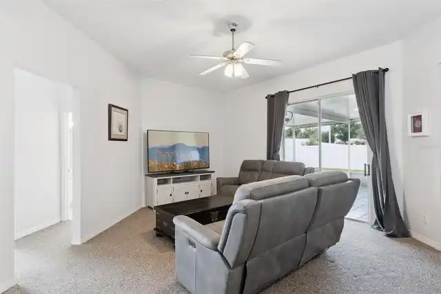 Listing Photo 7