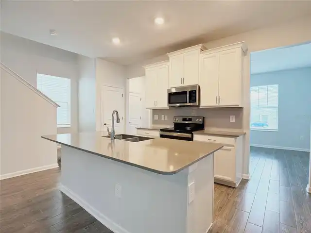Listing Photo 7