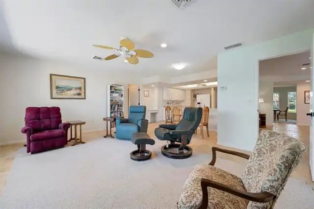 Listing Photo 31