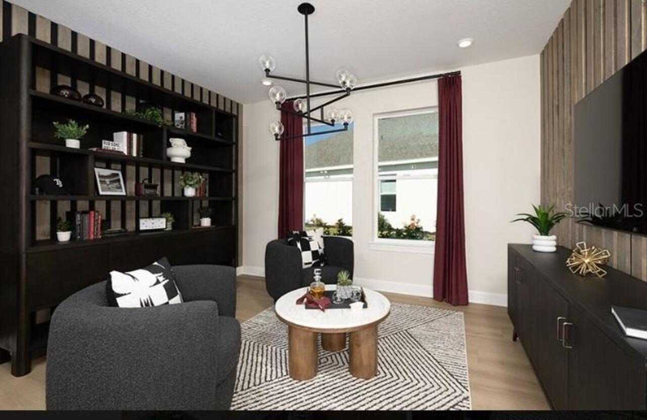 Listing Photo 12