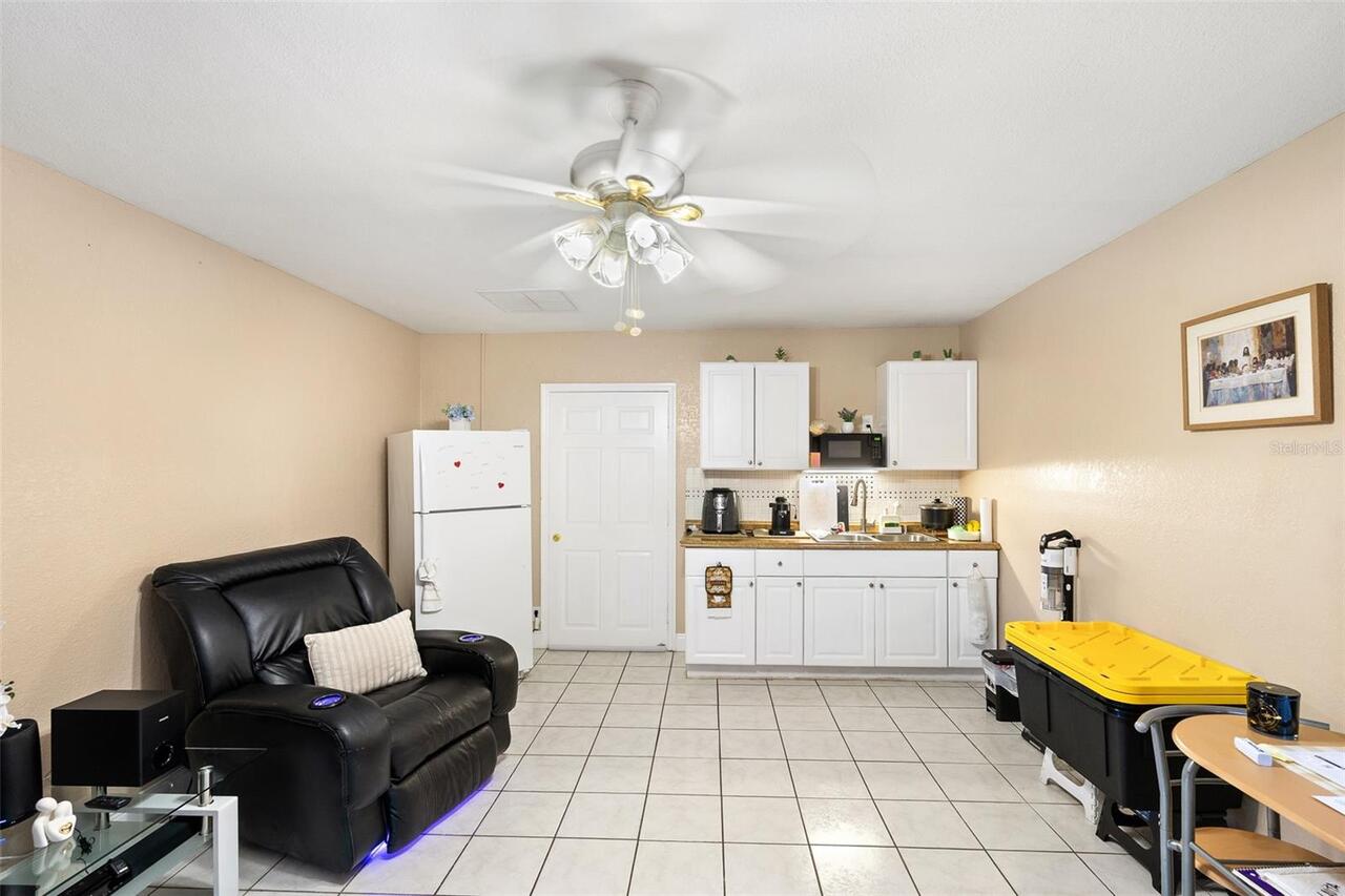 Listing Photo 16