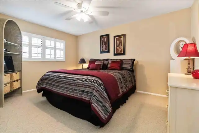 Listing Photo 7