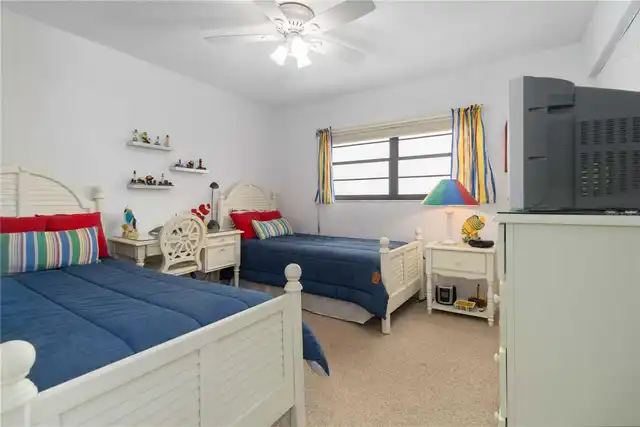 Listing Photo 8