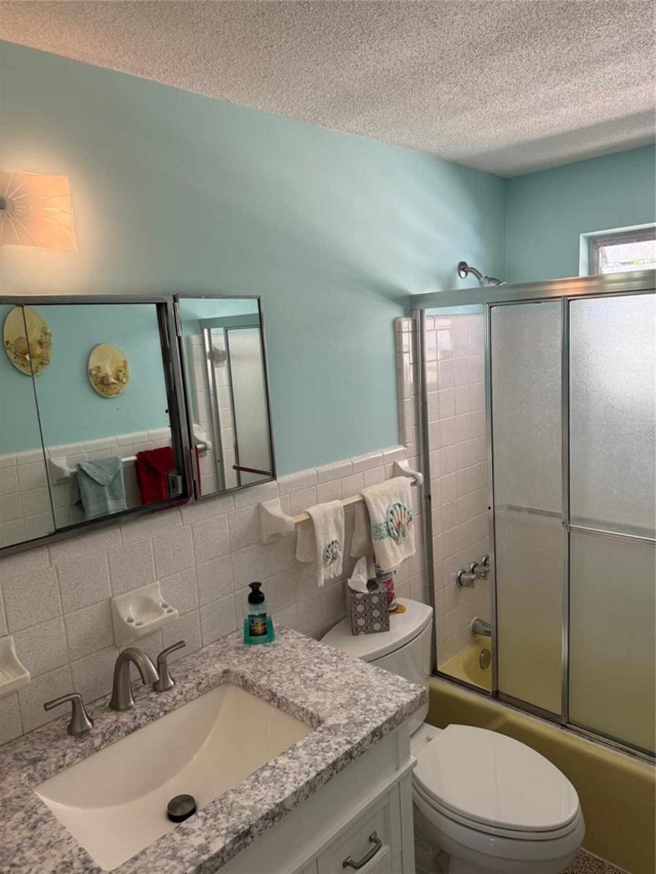 Listing Photo 9