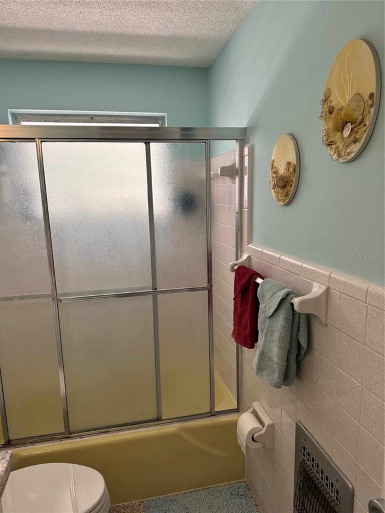 Listing Photo 11