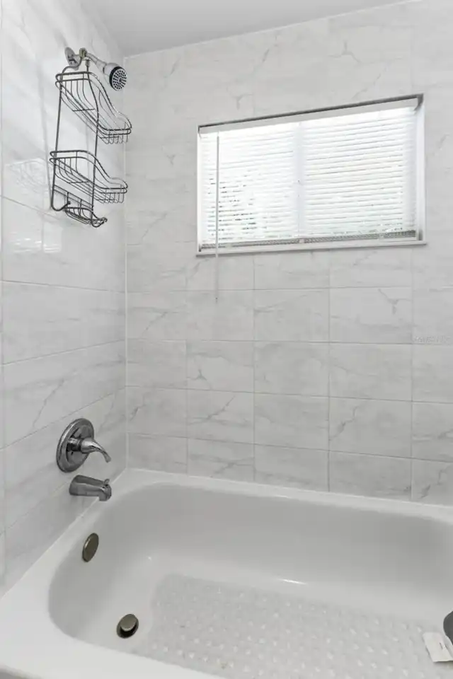 Listing Photo 28