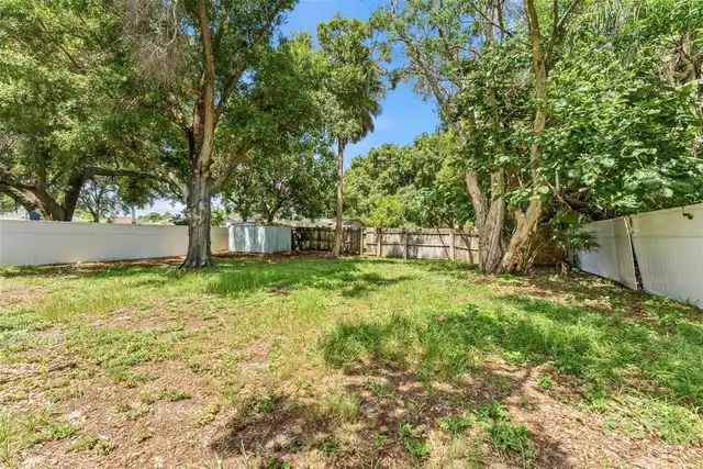 Listing Photo 32