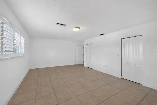 Listing Photo 33