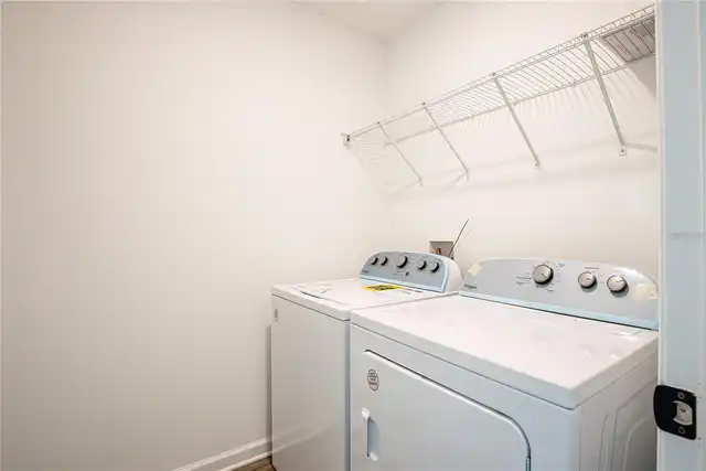 Listing Photo 11