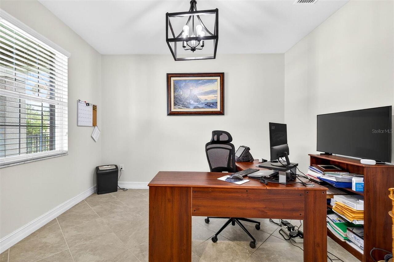 Listing Photo 14