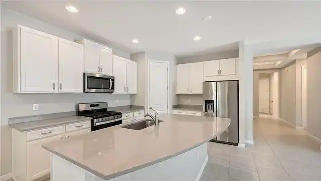 Listing Photo 14