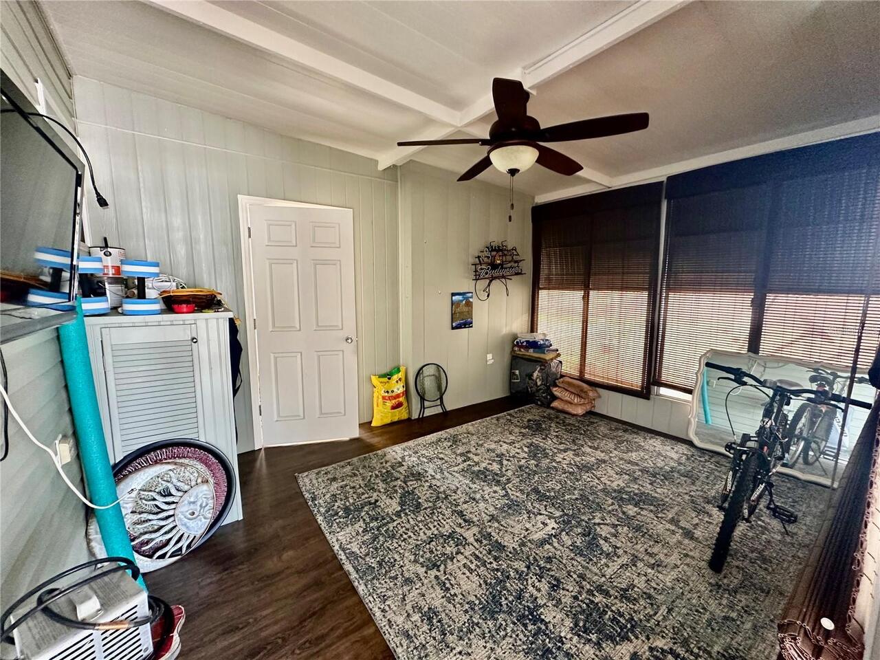 Listing Photo 14