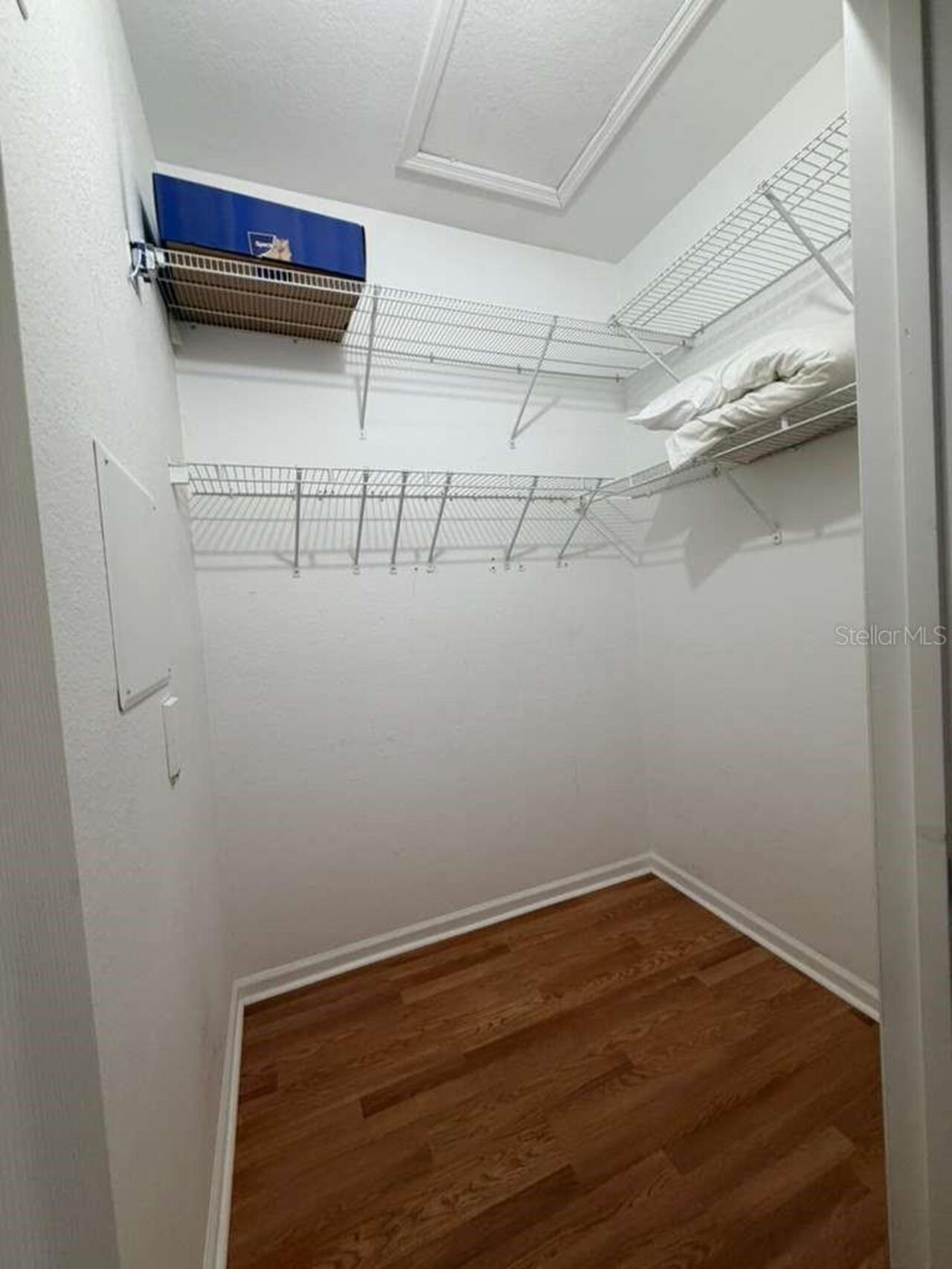 Listing Photo 11